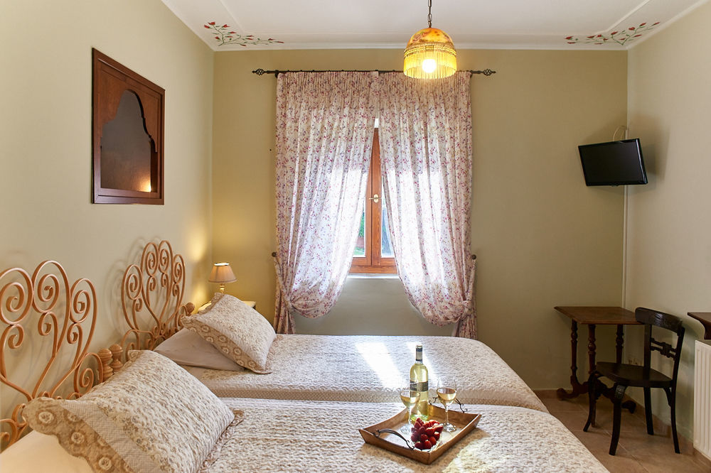 Triantafillies Guesthouse ポルタリア エクステリア 写真