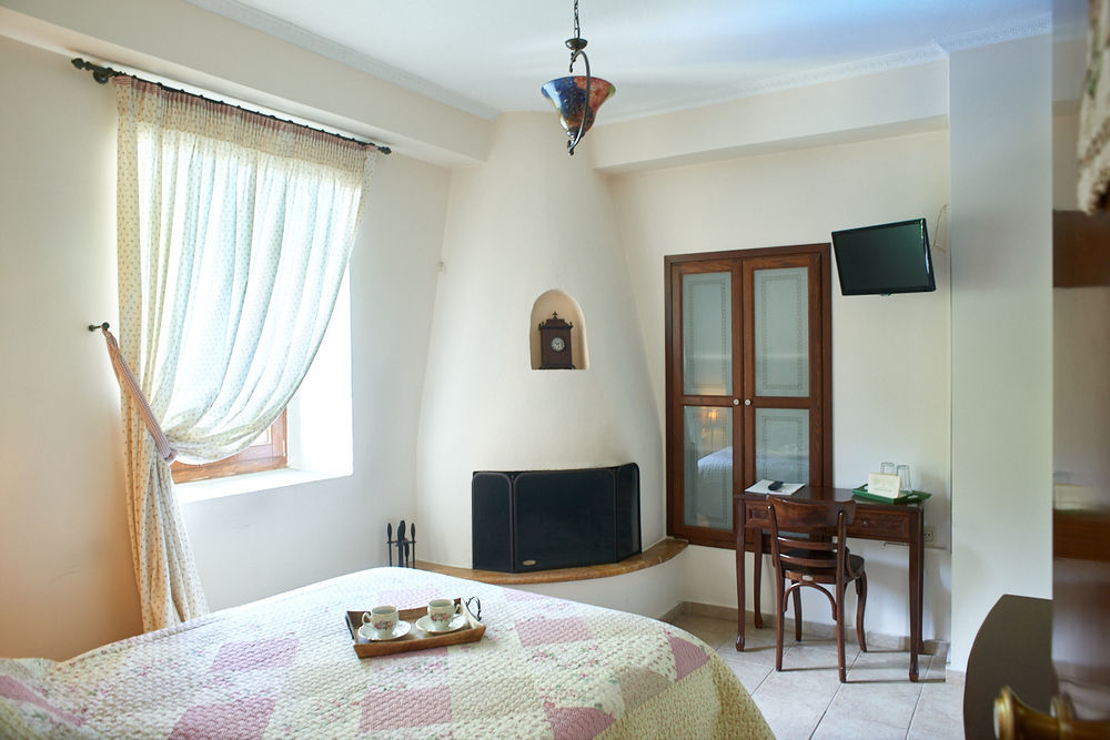 Triantafillies Guesthouse ポルタリア エクステリア 写真