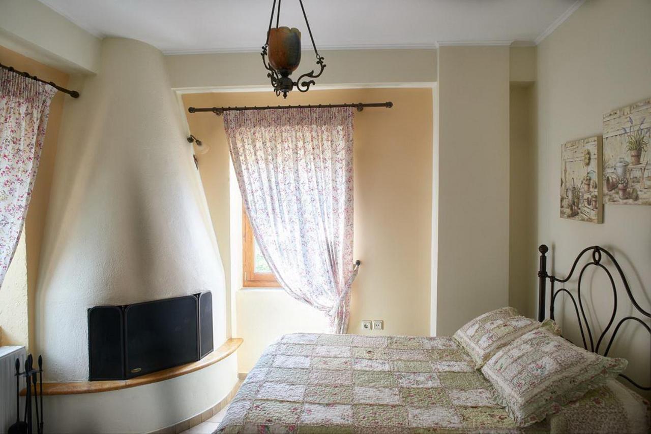 Triantafillies Guesthouse ポルタリア エクステリア 写真