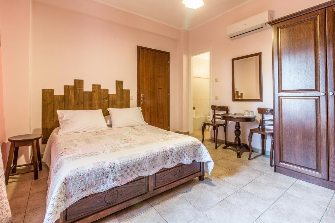 Triantafillies Guesthouse ポルタリア エクステリア 写真