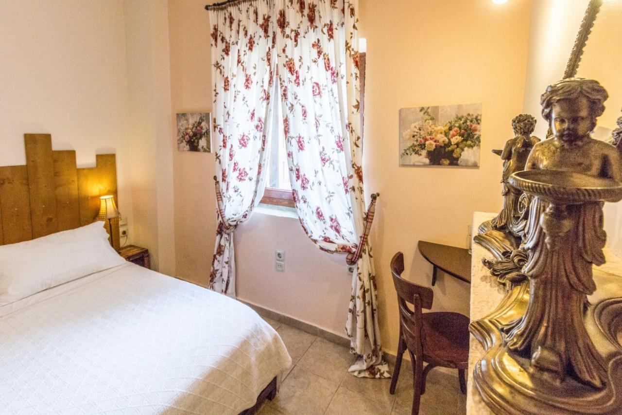 Triantafillies Guesthouse ポルタリア エクステリア 写真