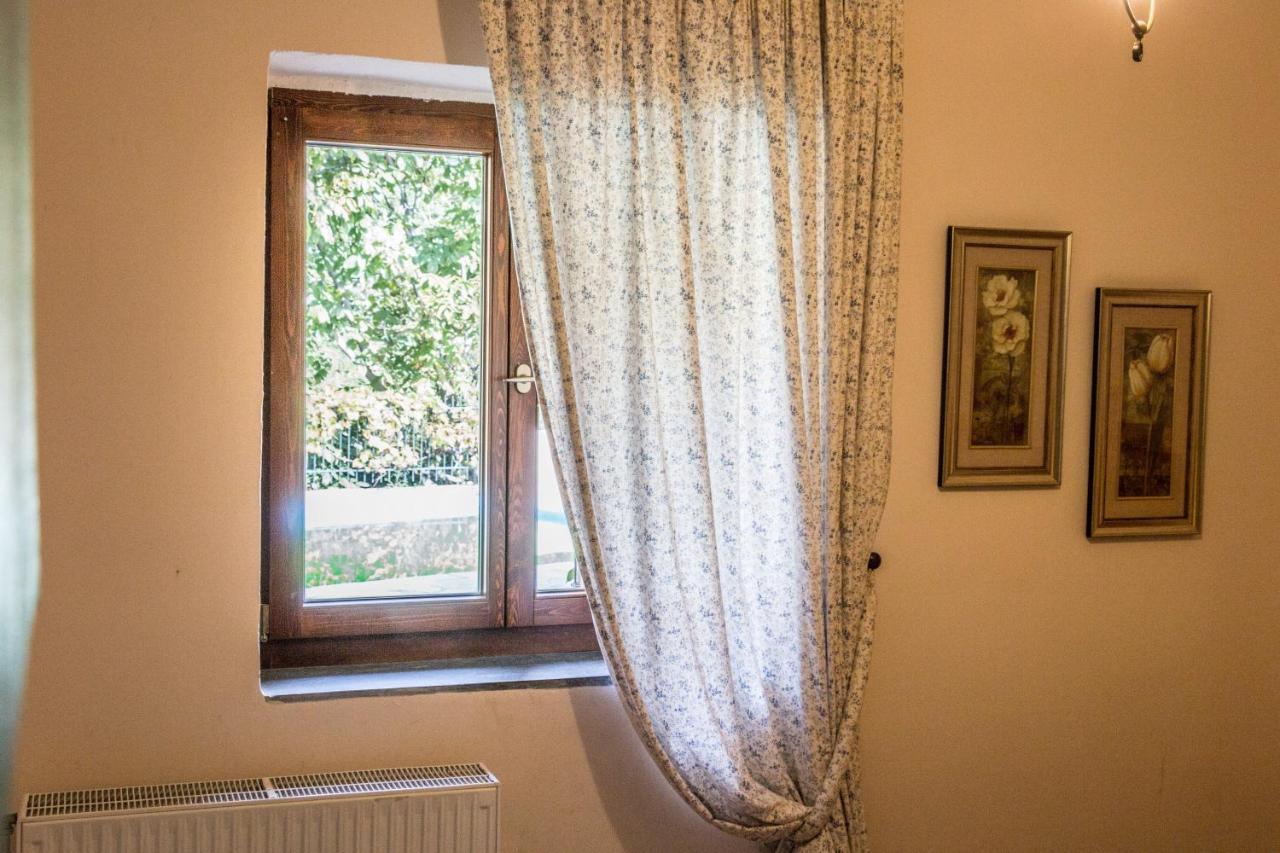 Triantafillies Guesthouse ポルタリア エクステリア 写真